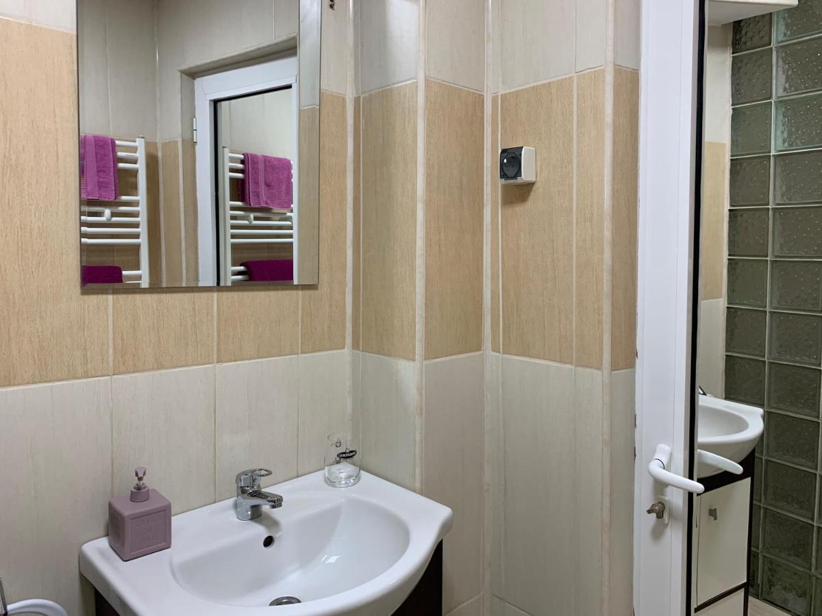 Eli Apartment Galaţi Esterno foto